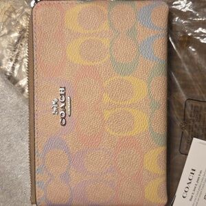 Coach NWT Corner Zip Wristlet In Rainbow Signature Canvas and Silver Hardware